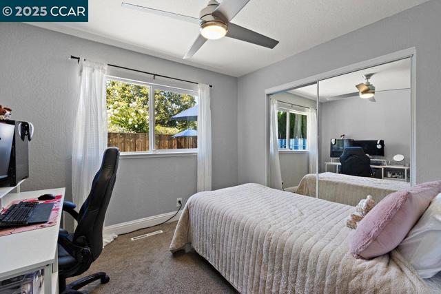 5494 Haussner Dr, Concord CA: https://media.crmls.org/mediaz/a7a7ecd9-490c-40f1-ac1e-38456e8d90fd.jpg