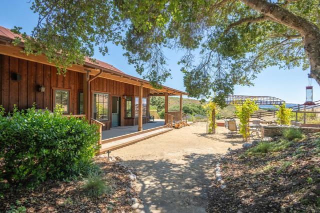 10265 Calle De Robles, Carmel Valley CA: https://media.crmls.org/mediaz/a7a8651e-148b-4745-b9a8-638438ddaea5.jpg