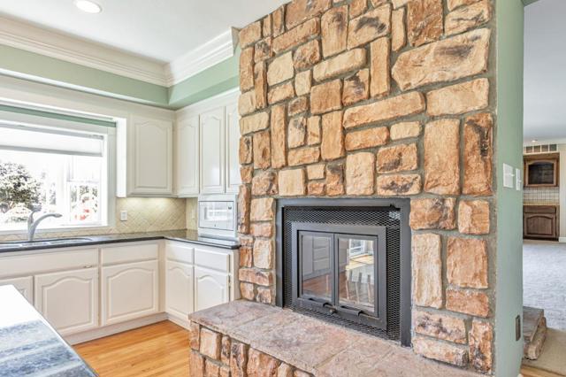 9885 Lantz Drive, Morgan Hill CA: https://media.crmls.org/mediaz/a7a9ebf6-4f51-43af-9644-ebd23c0cf477.jpg