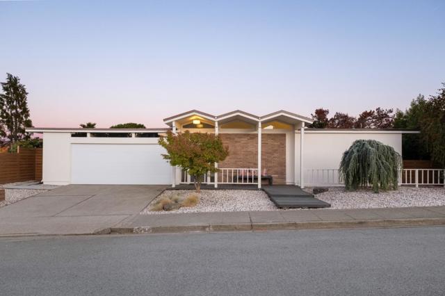 2989 Dolores Way, Burlingame CA: https://media.crmls.org/mediaz/a7a9f4e5-e47c-4a0b-9d99-e9b6beaf6615.jpg