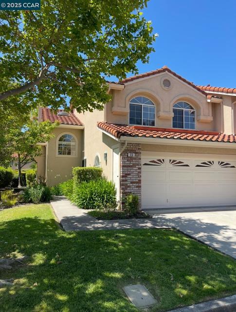 658 S Blackbrush Lane, San Ramon CA: https://media.crmls.org/mediaz/a7aab371-bfc7-457c-87f4-d0fe00bebd0d.jpg
