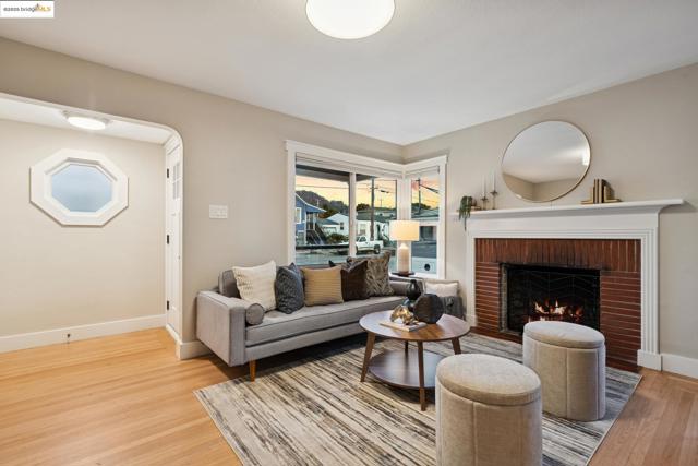 1417 Richmond St, El Cerrito CA: https://media.crmls.org/mediaz/a7aae019-1fc1-4650-a764-0812c848f55b.jpg