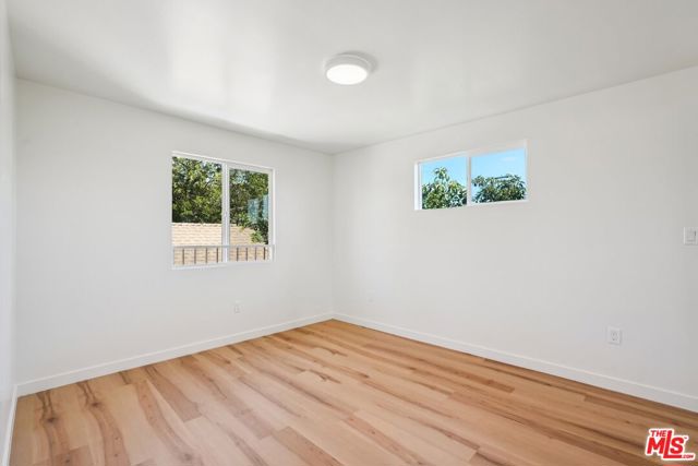 2922 8th Avenue, Los Angeles CA: https://media.crmls.org/mediaz/a7acf080-1353-4b5c-82c5-95e655381d63.jpg