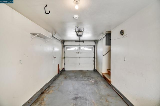 973 Paradise Blvd, Hayward CA: https://media.crmls.org/mediaz/a7ad91fc-2054-4ba2-add5-5a2de45272fa.jpg