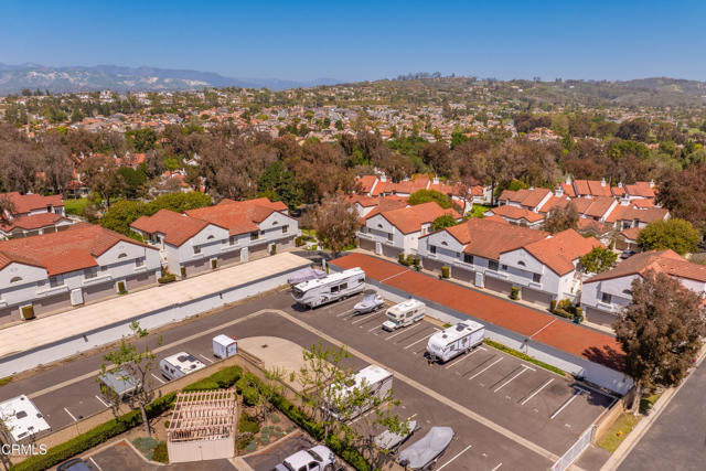 1404 Calle Lozano, Camarillo CA: https://media.crmls.org/mediaz/a7af0acb-4f09-4581-8668-f88bf4f5811f.jpg