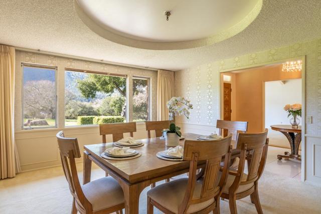10 Ring Lane, Carmel Valley CA: https://media.crmls.org/mediaz/a7afd197-451b-4560-b69f-62f25682f1c2.jpg