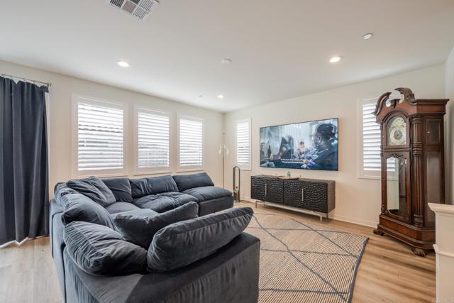 Home for Sale in Valley Center