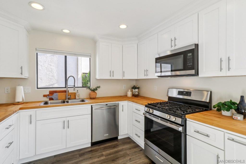 2829 Forest View Way - photo 7