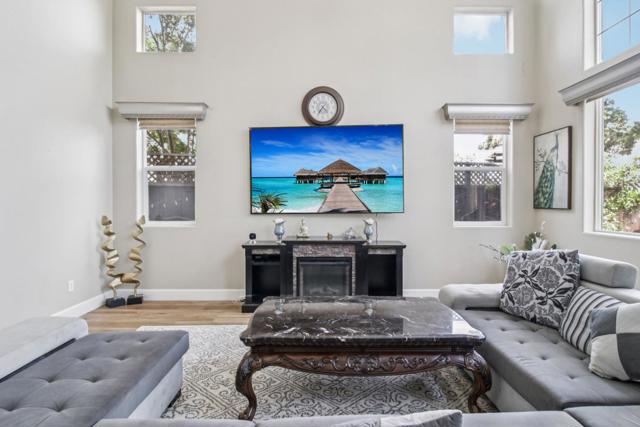 9740 Linnet Court, Gilroy CA: https://media.crmls.org/mediaz/a7b10207-5684-4535-902e-bc07e4de456b.jpg
