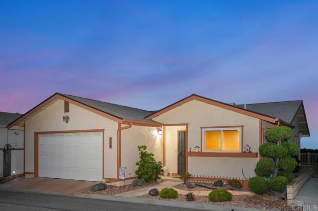 Detail Gallery Image 7 of 36 For 634 via Santa Paulo, Vista,  CA 92081 - 2 Beds | 2 Baths