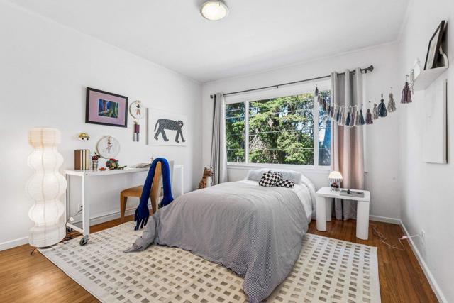 Image 31 of 45 For 368 Northgate Avenue