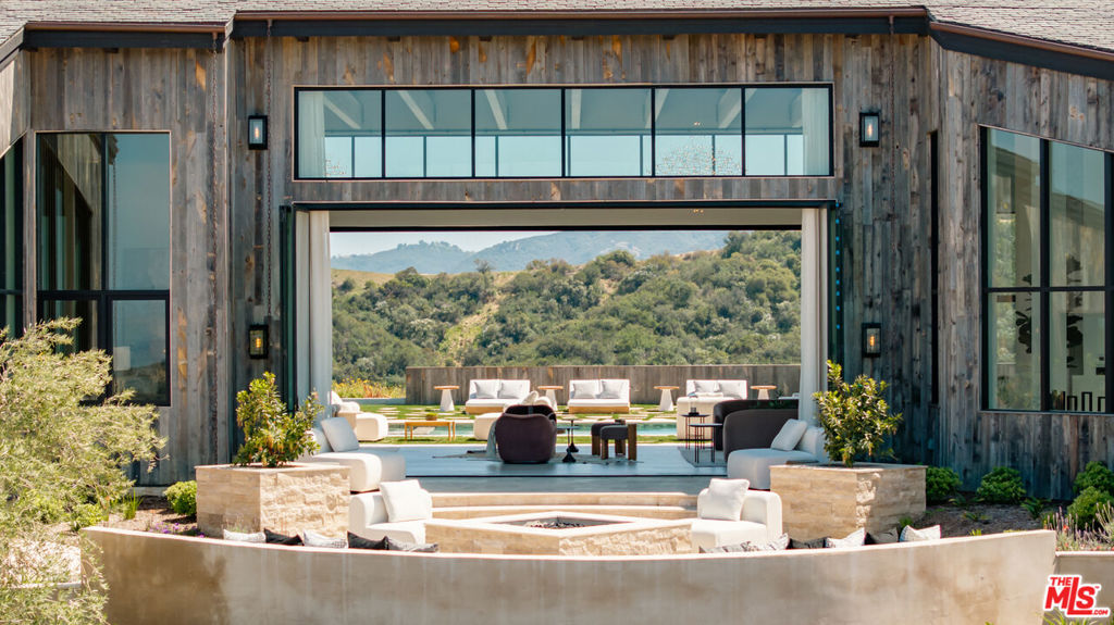 3121 Old Topanga Canyon Road