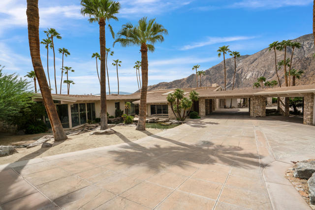 925 W Coronado Avenue, Palm Springs, CA 92262