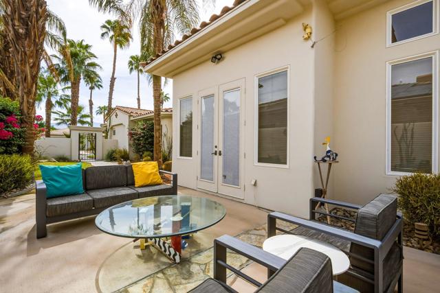 896 Mesa Grande Drive, Palm Desert, CA 92211
