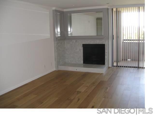 750 State St - photo 7