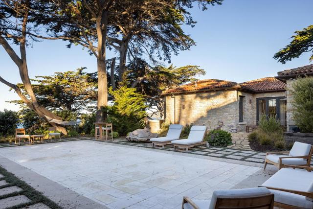 0 Scenic 2 SE of 9th Avenue, Carmel CA: https://media.crmls.org/mediaz/a7b5917e-a13e-46e1-81b9-a9c703585da7.jpg