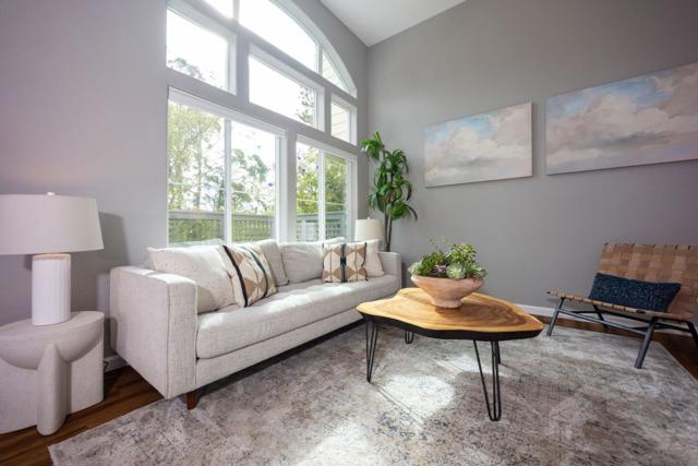 43 Erin Lane, Half Moon Bay CA: https://media.crmls.org/mediaz/a7b68e84-6fc9-48be-a8f8-da9620035d1b.jpg