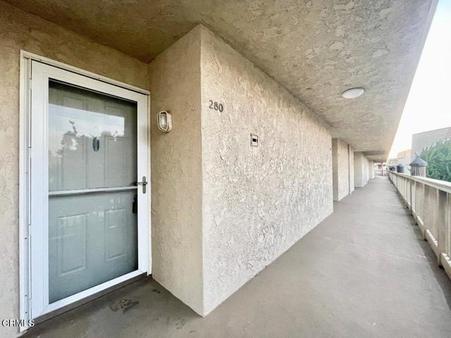 Detail Gallery Image 1 of 37 For 280 E Surfside Dr, Port Hueneme,  CA 93041 - 2 Beds | 1/1 Baths