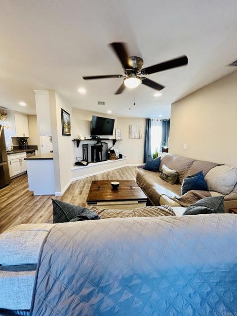 449 Worthington Street, Spring Valley CA: https://media.crmls.org/mediaz/a7b9ea62-1870-4275-b315-718454a2b1ce.jpg