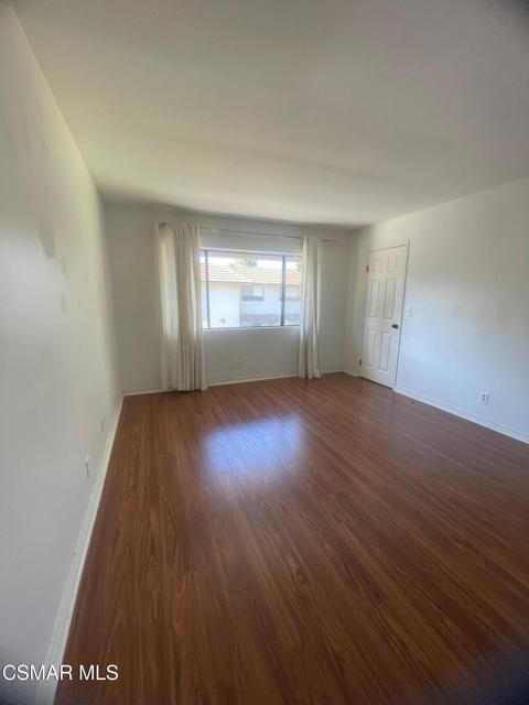 1223 Landsburn Circle, Westlake Village CA: https://media.crmls.org/mediaz/a7ba806f-f25f-40c4-a189-78dd777ac9b8.jpg