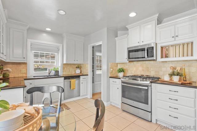 3033 Browning, San Diego CA: https://media.crmls.org/mediaz/a7bafa19-1ae5-493d-a6c2-c3e2c89df7f3.jpg