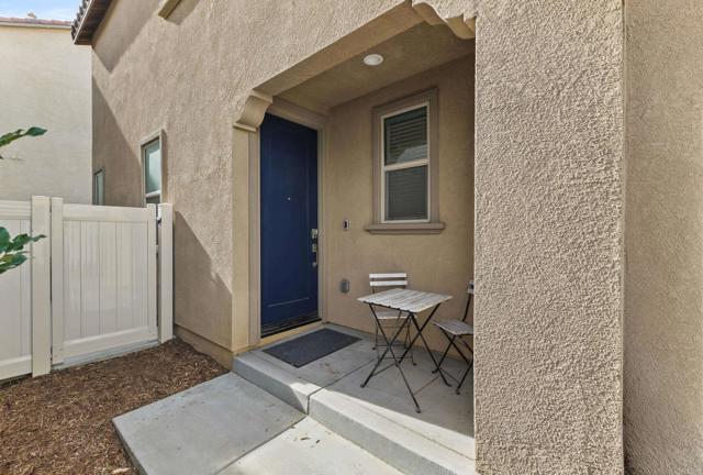 Detail Gallery Image 4 of 38 For 31589 Wieck Rd, Winchester,  CA 92596 - 3 Beds | 2/1 Baths