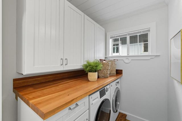 330 Avenue Cabrillo, El Granada CA: https://media.crmls.org/mediaz/a7bbf3bc-f89a-4d57-a772-7bd11d928ce0.jpg