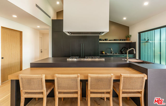 5259 Lewis Road, Agoura Hills CA: https://media.crmls.org/mediaz/a7bcf65f-6863-4282-940c-b7701294ae02.jpg