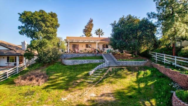 15720 Zeigler Court, Ramona CA: https://media.crmls.org/mediaz/a7bd82b6-3105-40cd-bac2-f5ed13b52dab.jpg