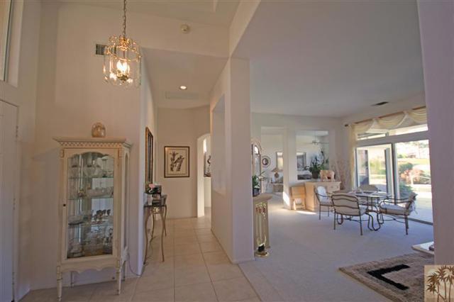 78786 Gorham Lane, Palm Desert CA: https://media.crmls.org/mediaz/a7beb2c3-bbbc-48c8-aece-a724fe79f14a.jpg