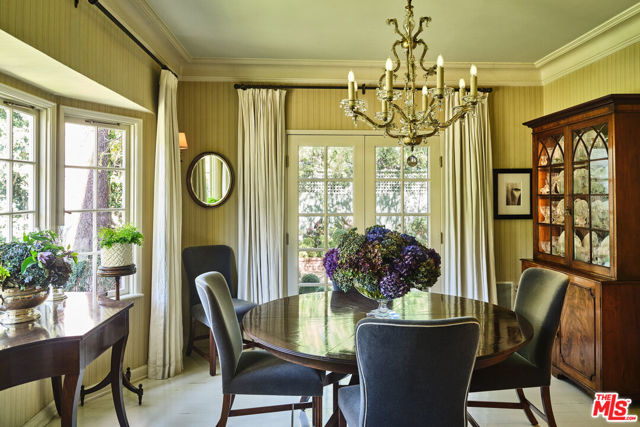 130 North Bristol Avenue photo 10