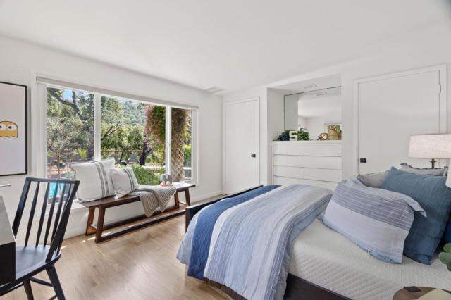 17180 Crescent Drive, Los Gatos CA: https://media.crmls.org/mediaz/a7bf07ae-e23c-4ddd-843d-b66a1368d640.jpg