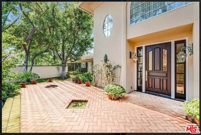 Drew Fenton | 2222 Canyonback Road Los Angeles CA | MLS: 7400788