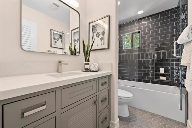 116 Calle Nivel, Los Gatos CA: https://media.crmls.org/mediaz/a7c1e246-70ce-470f-947a-5021cd32b4db.jpg