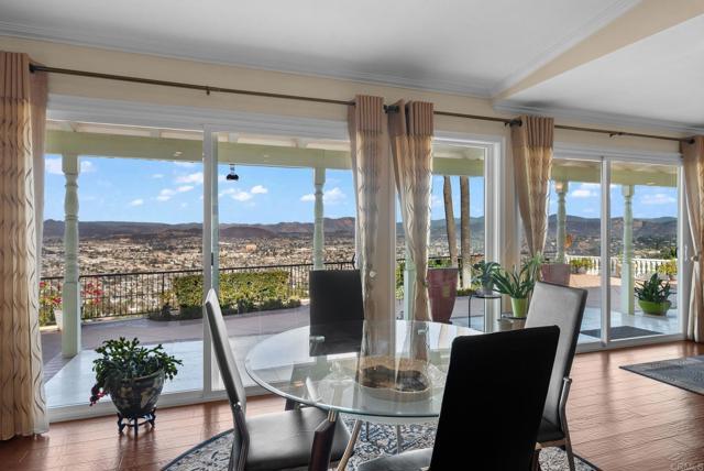 Detail Gallery Image 17 of 75 For 10310 Fuerte Dr, La Mesa,  CA 91941 - 7 Beds | 7/1 Baths