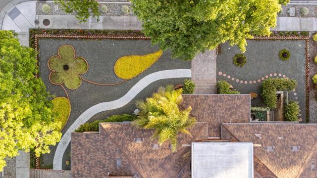 251 Middlefield Road, Palo Alto CA: https://media.crmls.org/mediaz/a7c40c2c-1cd4-4328-acd6-f13317873c36.jpg