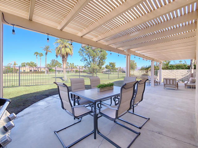 82550 Delano Drive, Indio CA: https://media.crmls.org/mediaz/a7c4864e-6d6b-4bd8-b05d-793d7744fa3d.jpg