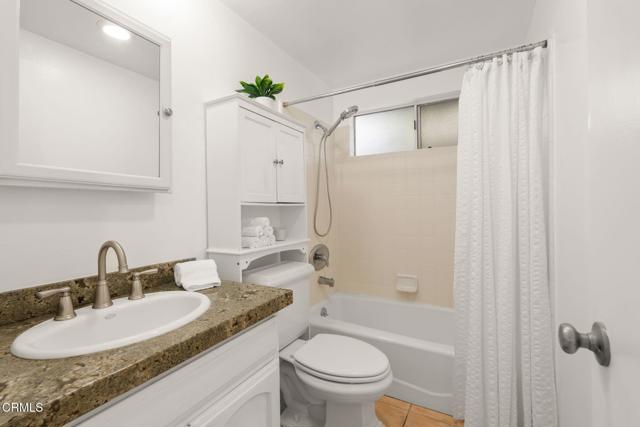 Detail Gallery Image 31 of 45 For 124 San Clemente Ave, Oxnard,  CA 93035 - 3 Beds | 3 Baths