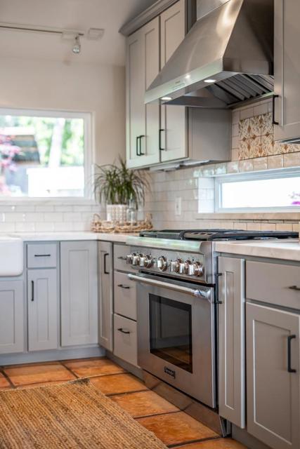 19445 Black Road, Los Gatos CA: https://media.crmls.org/mediaz/a7c53b75-40e0-49ba-baaa-37b202d210b0.jpg