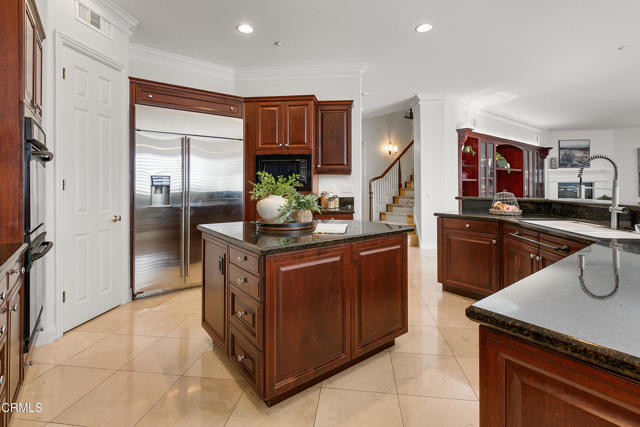 Detail Gallery Image 18 of 75 For 5358 Calarosa Ranch Rd, Camarillo,  CA 93012 - 5 Beds | 5/1 Baths