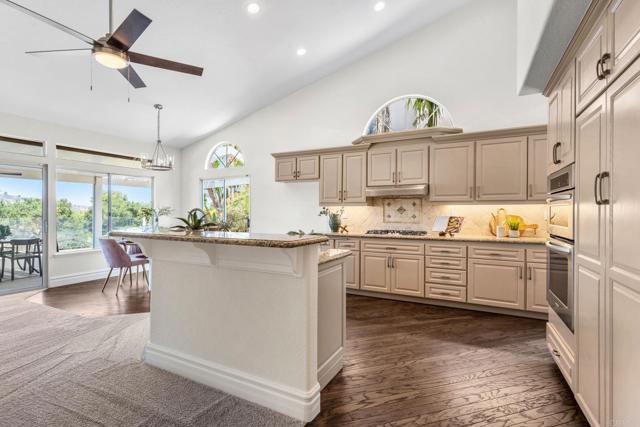1337 Oak View Way, Escondido CA: https://media.crmls.org/mediaz/a7c626ad-c5a1-4b74-9e55-640206bcb3d4.jpg