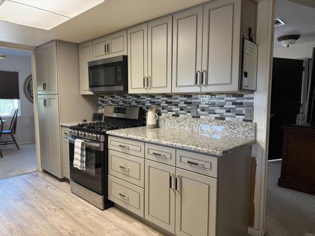 Detail Gallery Image 10 of 38 For 200 N El Camino Real #149,  Oceanside,  CA 92058 - 2 Beds | 2 Baths