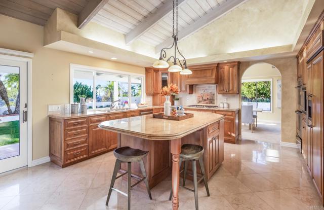 Detail Gallery Image 13 of 45 For 1358 Hymettus Ave, Encinitas,  CA 92024 - 4 Beds | 2/1 Baths