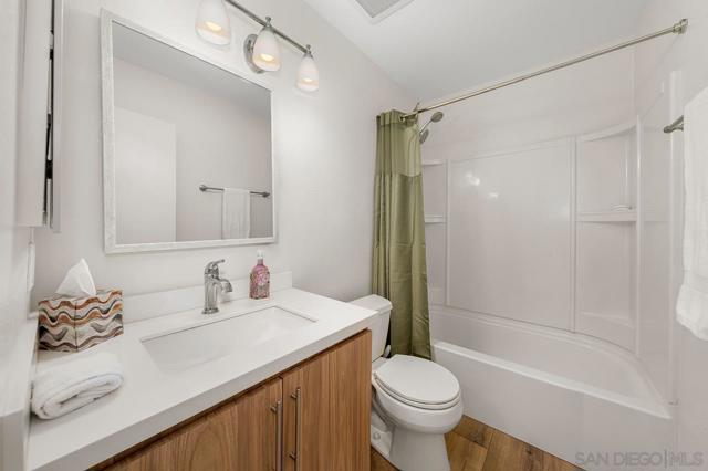 5800 Lake Murray Blvd, La Mesa CA: https://media.crmls.org/mediaz/a7c75d5b-8b87-4ca4-a699-621db68514ff.jpg