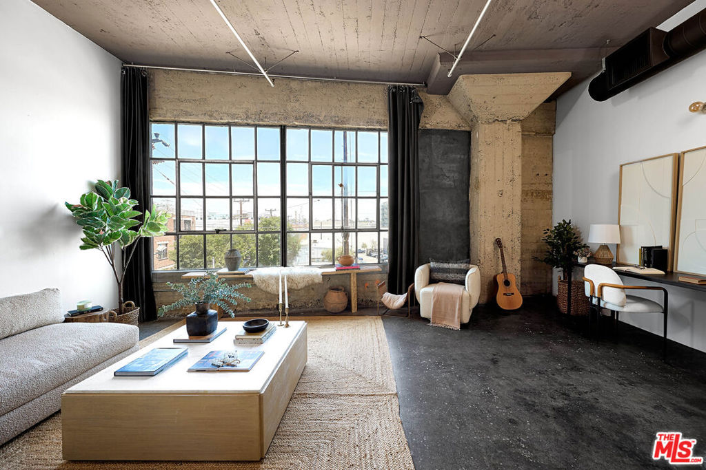 1855 Industrial Street #421