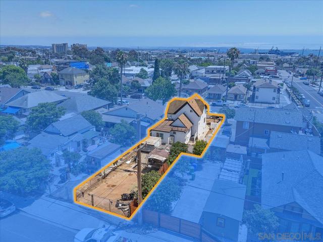 2912 Logan Avenue, San Diego CA: https://media.crmls.org/mediaz/a7c9a1c8-2e14-4e58-b9d1-fa007c507949.jpg