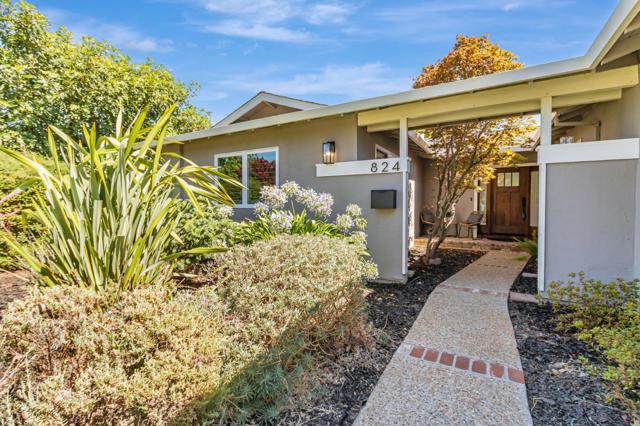 824 Buchser Way, San Jose CA: https://media.crmls.org/mediaz/a7ca20dd-8060-42d2-88be-ce5ab5e87858.jpg