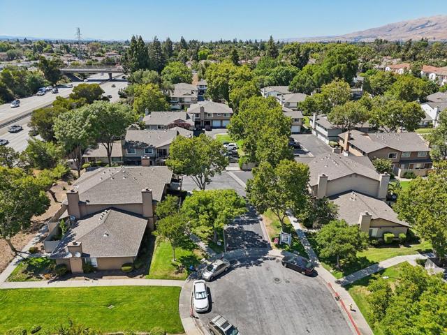 709 Whitewater Court, San Jose CA: https://media.crmls.org/mediaz/a7ca56ad-2f11-4195-ad49-a23b3d06ff32.jpg