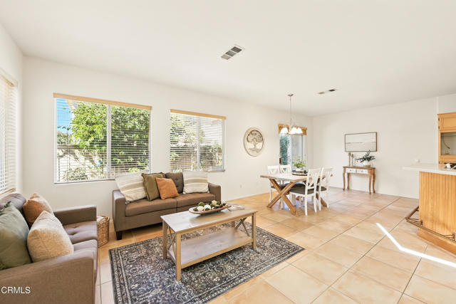 1529 La Verada Court, Camarillo CA: https://media.crmls.org/mediaz/a7cae423-c71d-4de3-bf2c-7799325bdb99.jpg