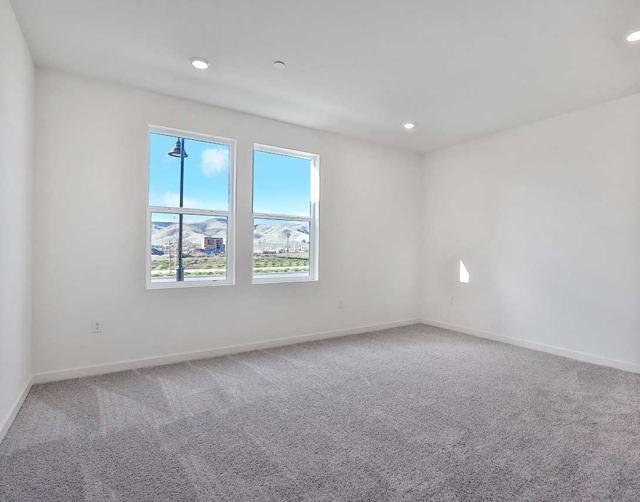 5712 Lake Club Drive, Fairfield CA: https://media.crmls.org/mediaz/a7cb0484-8d75-4ba4-956c-ff89b4c3cdfd.jpg